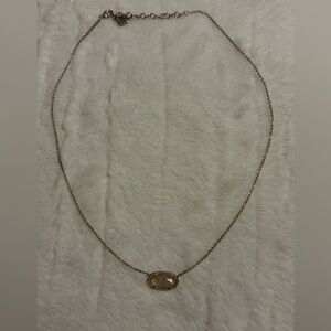Kendra Scott, Elise gold pendant necklace!